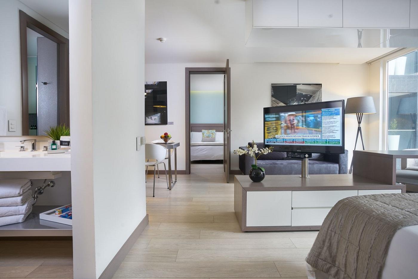 Hotel 100 Luxury Suites By Preferred 波哥大 外观 照片 A typical apartment