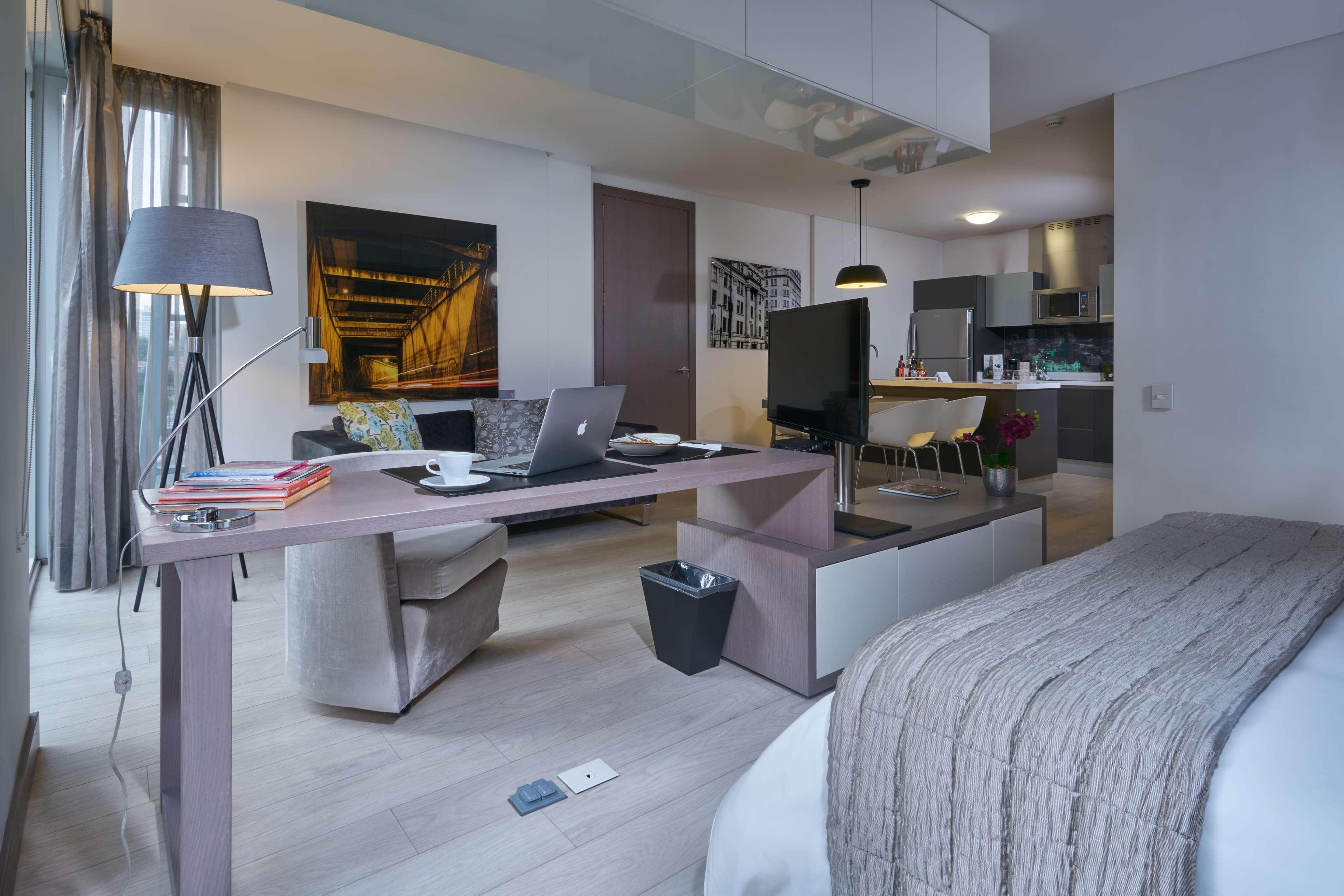 Hotel 100 Luxury Suites By Preferred 波哥大 外观 照片 A typical studio apartment