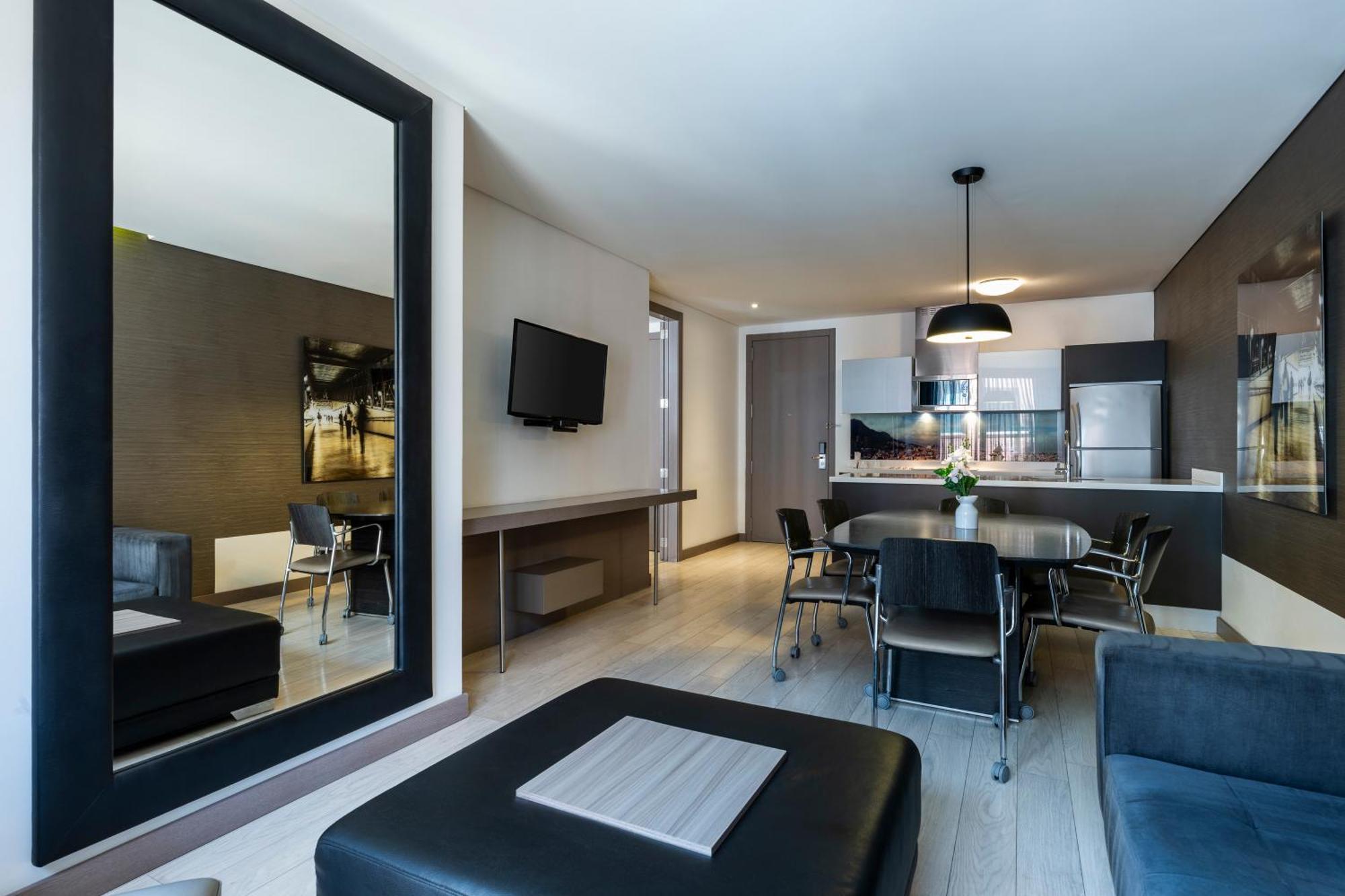 Hotel 100 Luxury Suites By Preferred 波哥大 外观 照片
