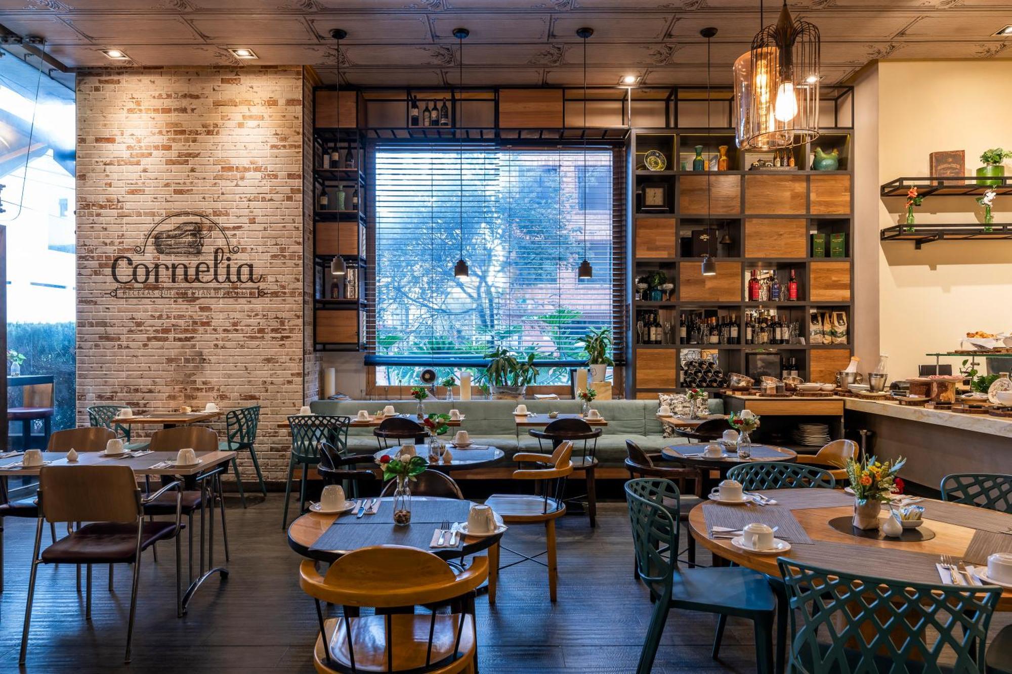Hotel 100 Luxury Suites By Preferred 波哥大 外观 照片 Cornelia restaurant
