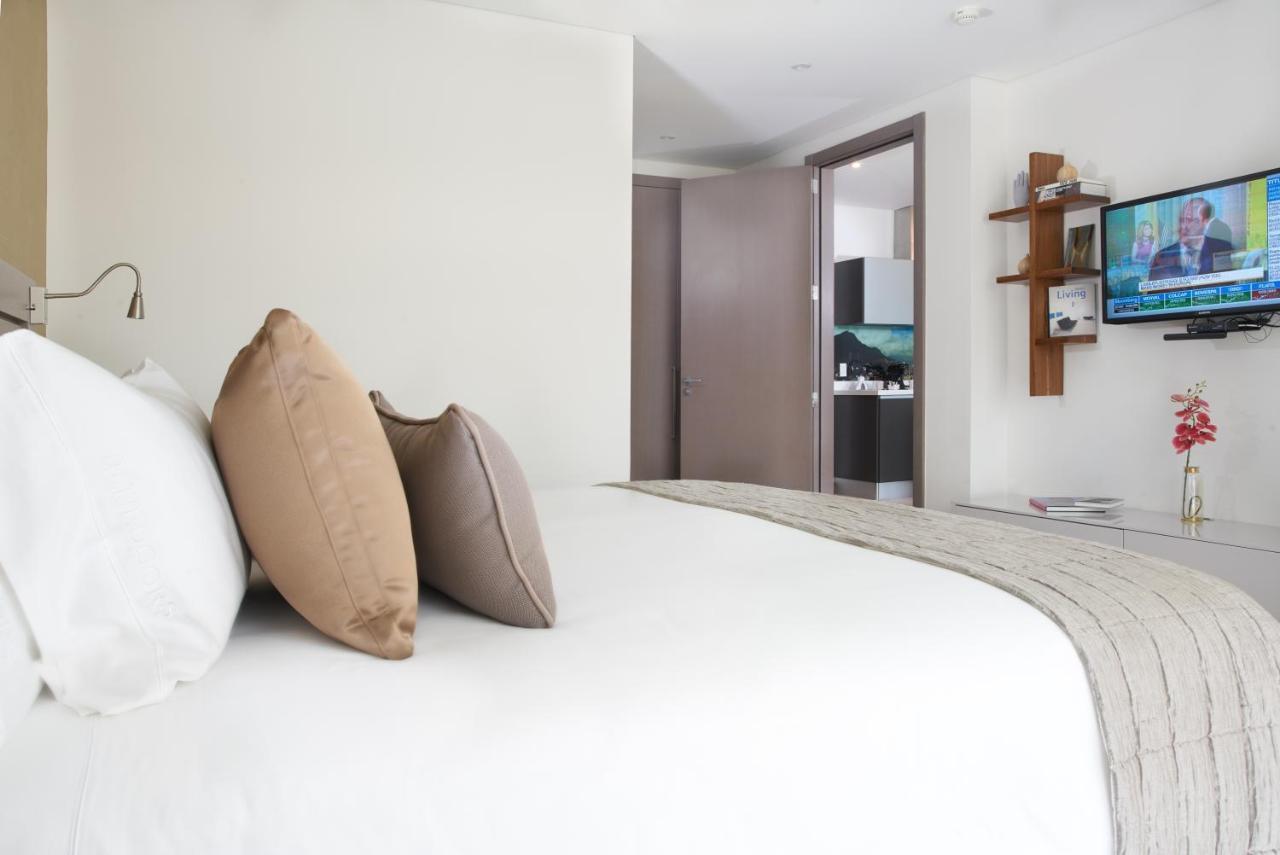 Hotel 100 Luxury Suites By Preferred 波哥大 外观 照片 A bedroom at the hotel